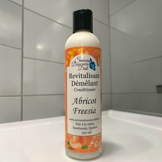 Revitalisant Démêlant Abricot Freesia